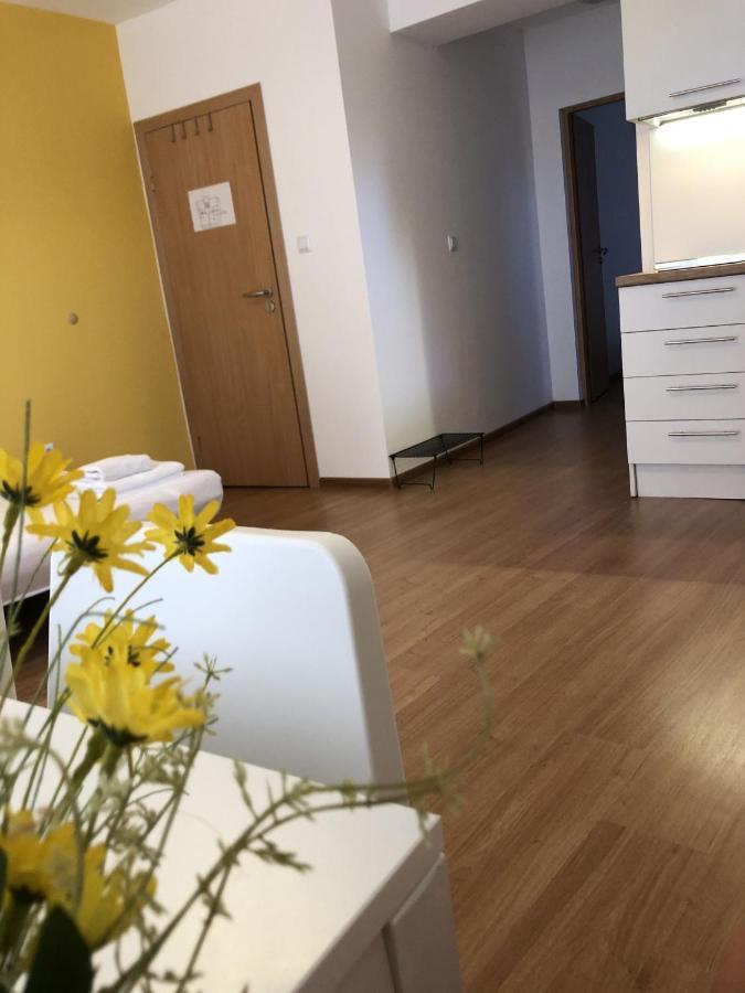 Aparthotel Elly Pomorie Buitenkant foto