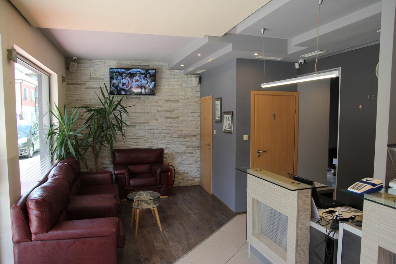 Aparthotel Elly Pomorie Buitenkant foto